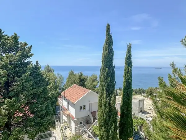 House 300m² in Montenegro, Susanj. Priced at 365000€ rent photo-15