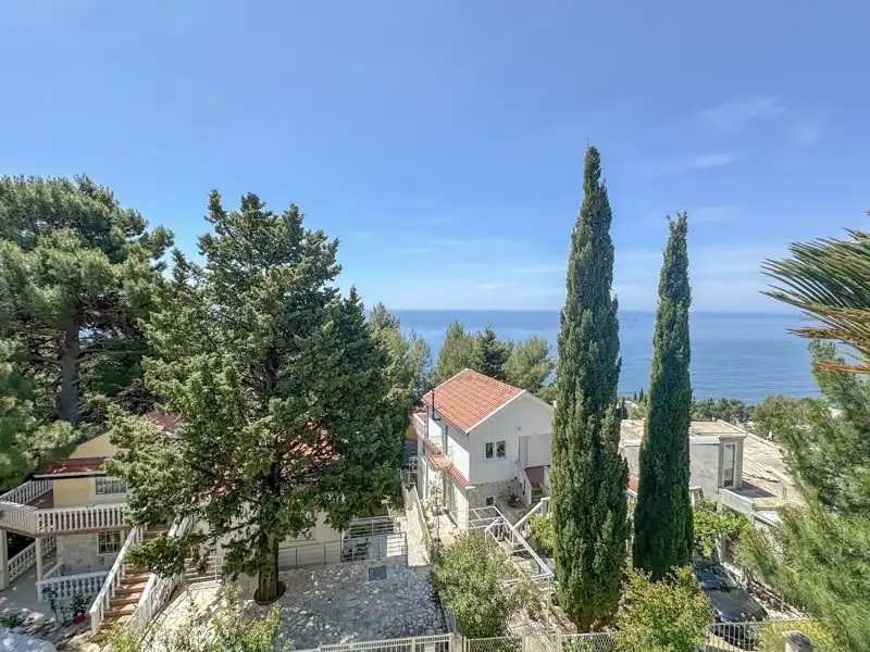 House 300m² in Montenegro, Susanj. Priced at 365000€ rent photo-21