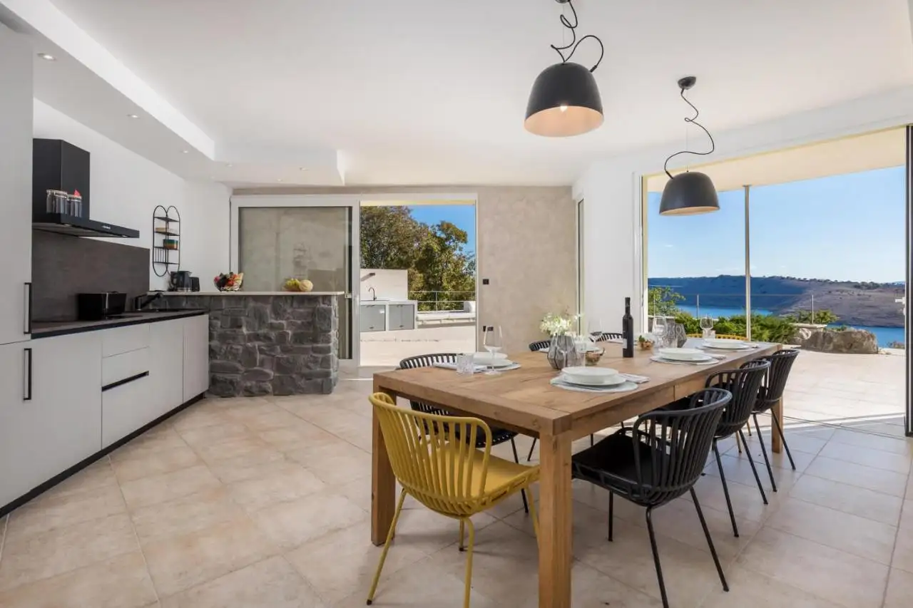 Villa 463m² in Croatia, Kraljevica. Priced at 2100000€ rent photo-18