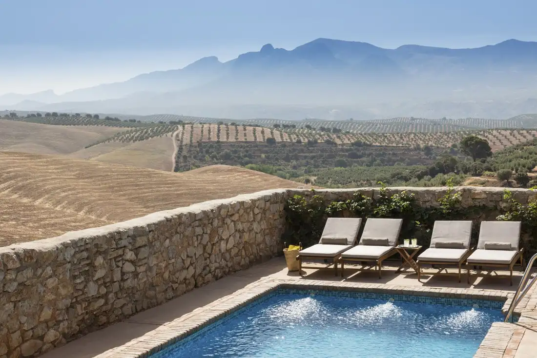 Castle 2603m² in Spain, Centro. Priced at 3365658$ rent photo-3