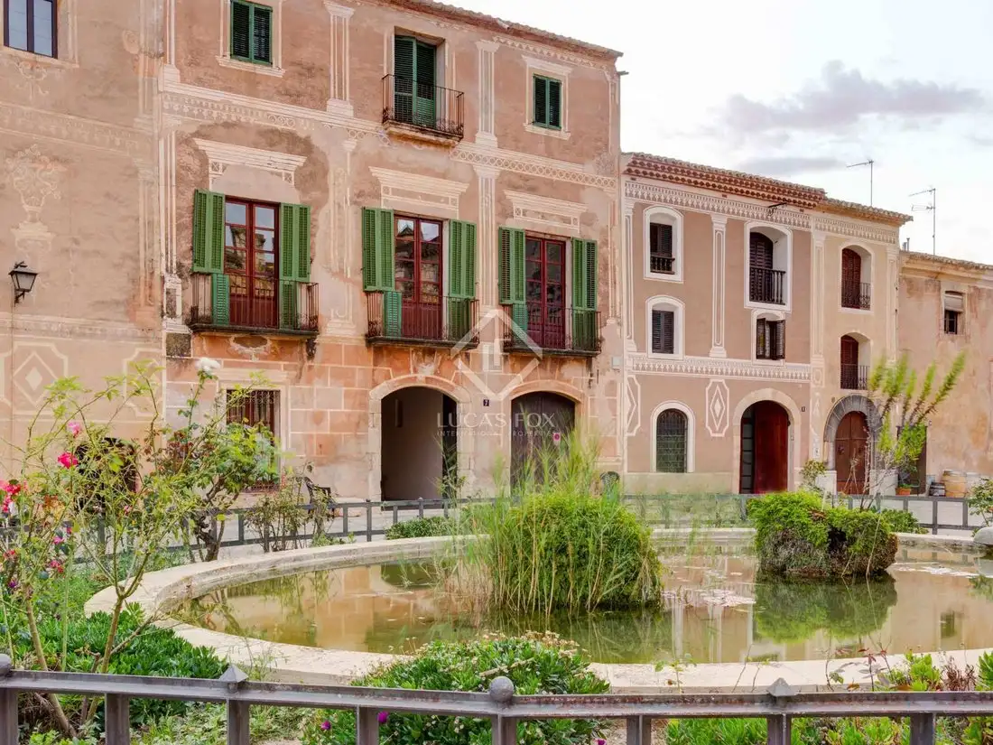 Castle 690m² in Spain, Aiguamurcia. Priced at 2846548$ rent photo-1