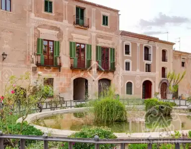 Buy in Spain for 2846548$