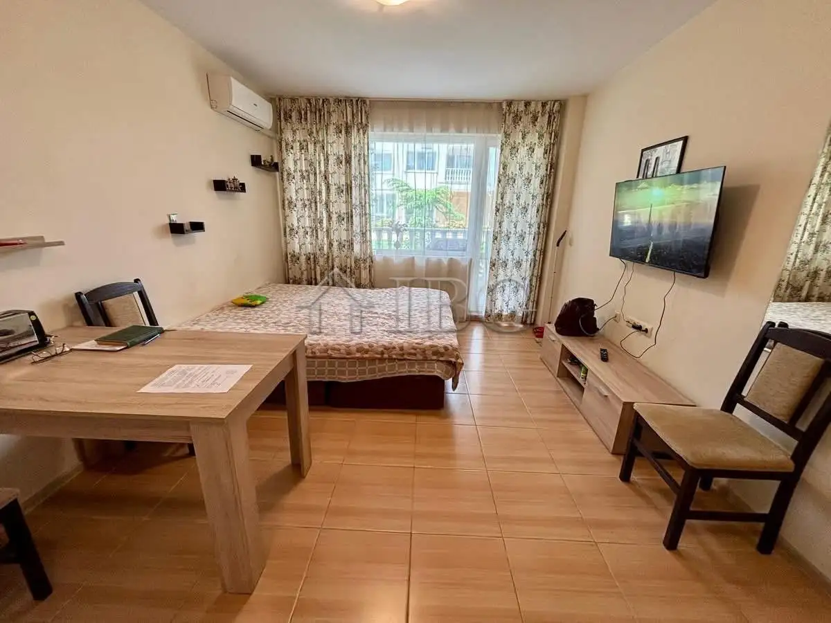 Flat 44m² in Bulgaria, Nessebar. Priced at 72000€ rent photo-6