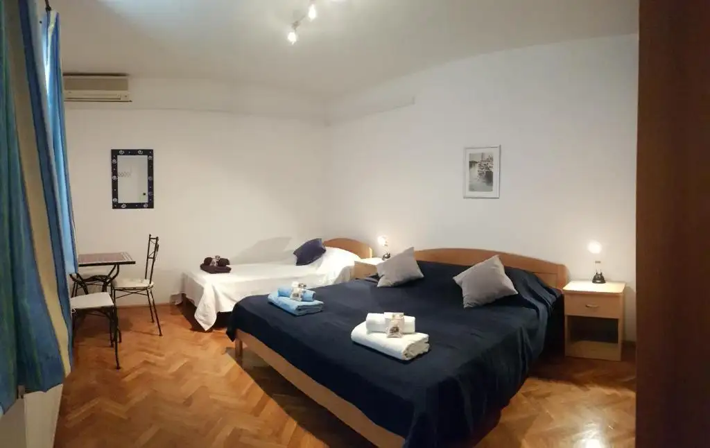 Hotels 469m² in Croatia, Supetar. Priced at 675000€ rent photo-10