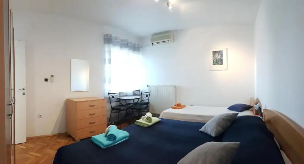 Hotels 469m² in Croatia, Supetar. Priced at 675000€ rent photo-14