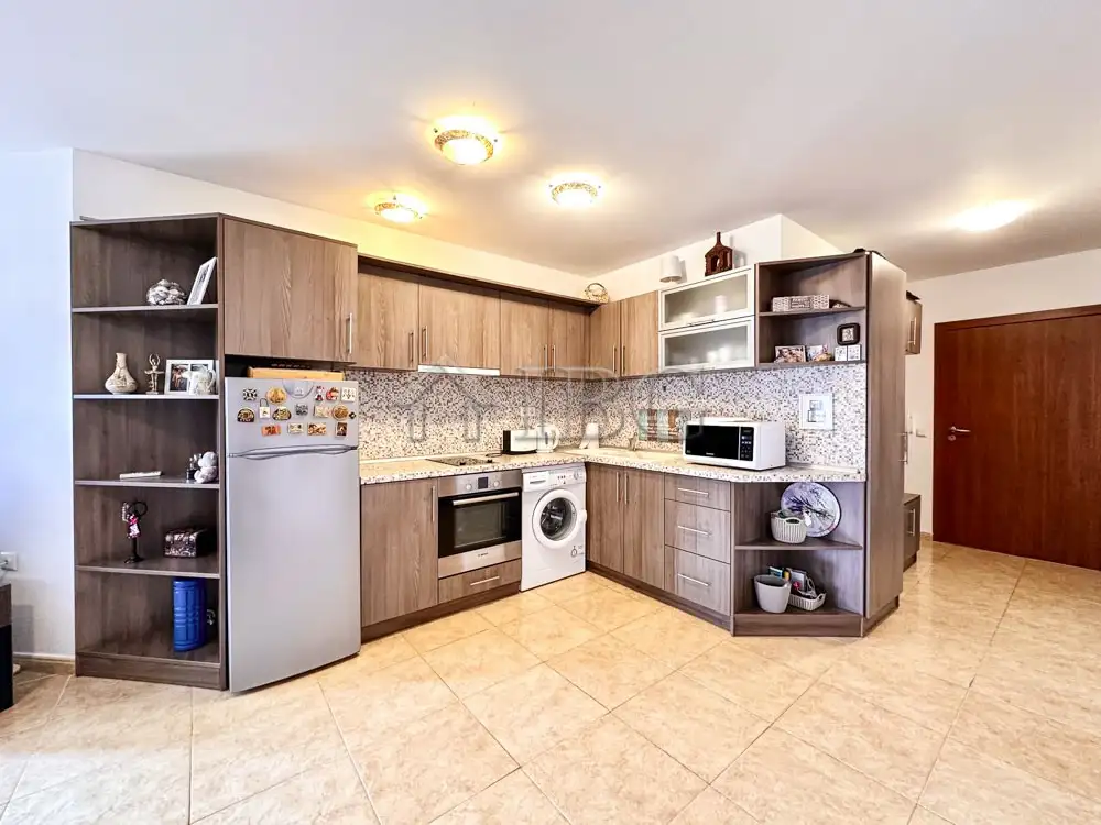Flat 82m² in Bulgaria, Sveti Vlas. Priced at 156900€ rent photo-3