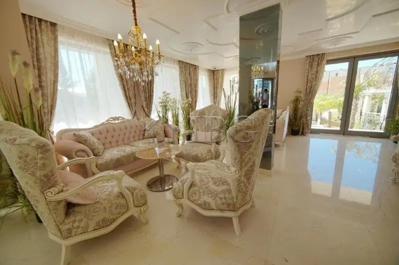 Flat 102m² in Bulgaria, Sveti Vlas. Priced at 145000€ rent photo-17