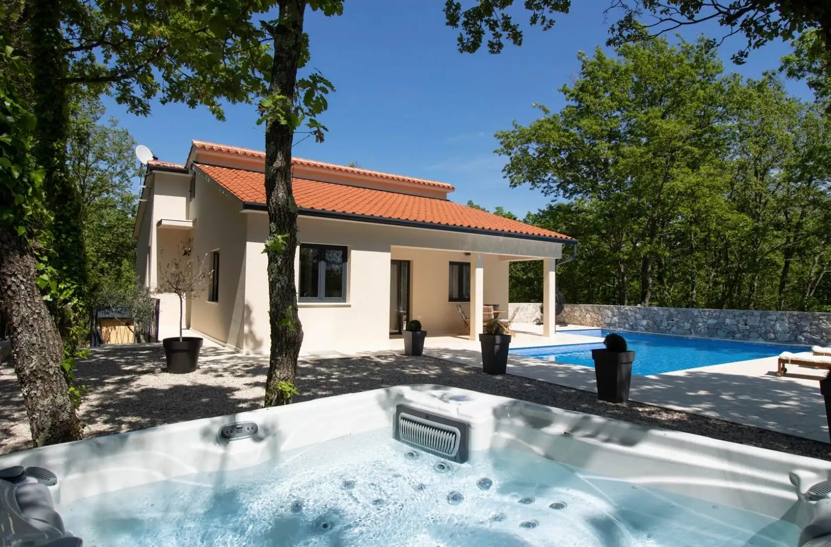 Villa 150m² in Croatia, Labin. Priced at 650000€ rent photo-3