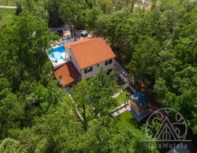 Buy in Croatia for 650000€