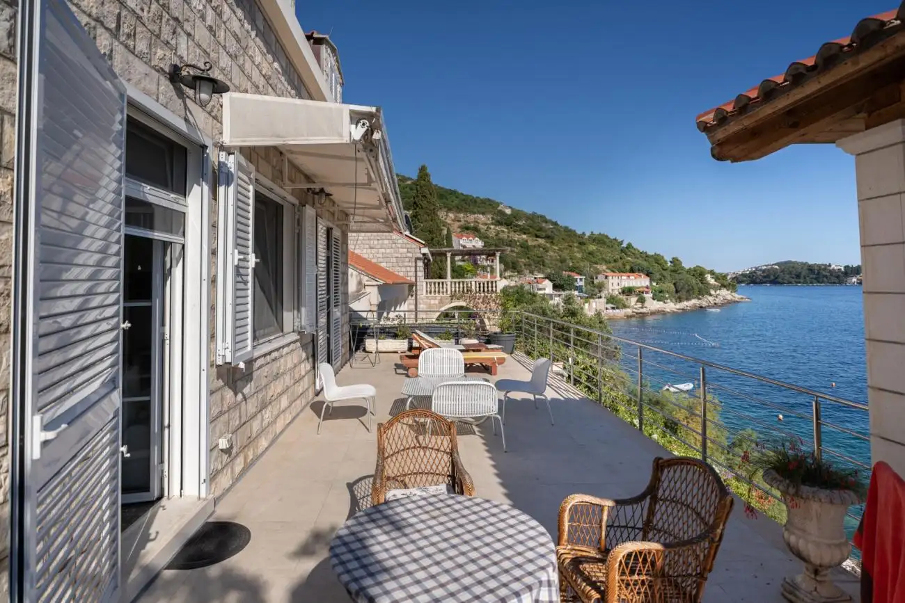 Villa 210m² in Croatia, Dubrovnik. Priced at 4000000€ rent photo-15