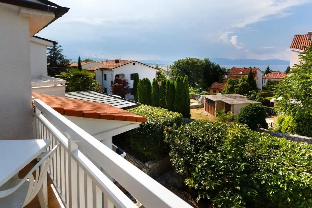 Hotels 350m² in Croatia, Malinska. Priced at 880000€ rent photo-2