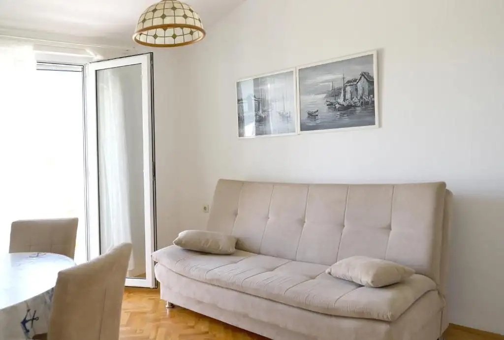 Hotels 350m² in Croatia, Malinska. Priced at 880000€ rent photo-13