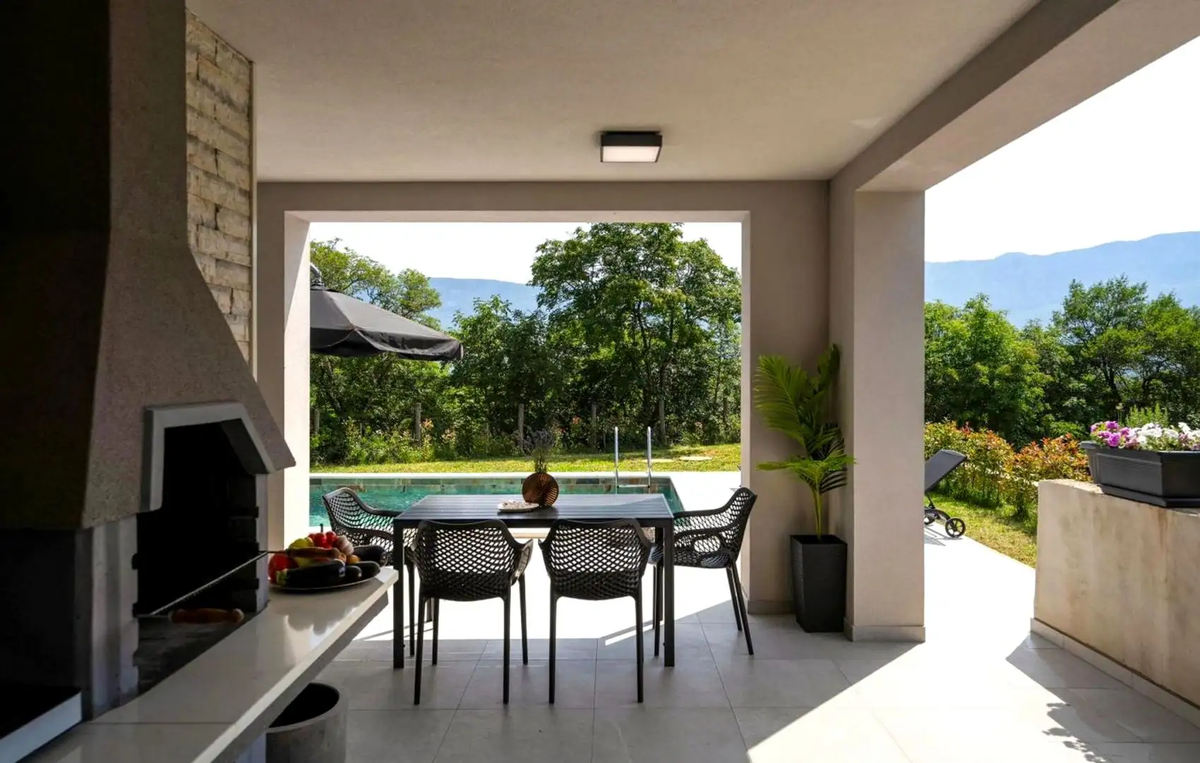 Villa 167m² in Croatia, Labin. Priced at 595000€ rent photo-12