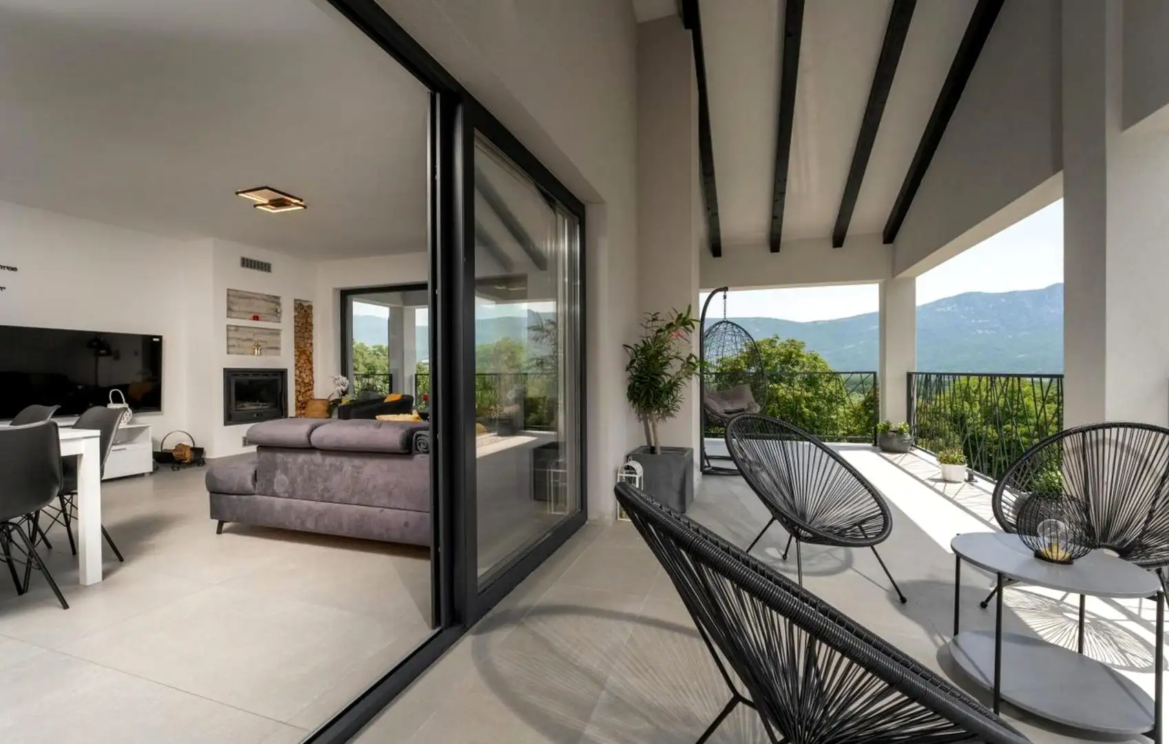 Villa 167m² in Croatia, Labin. Priced at 595000€ rent photo-17