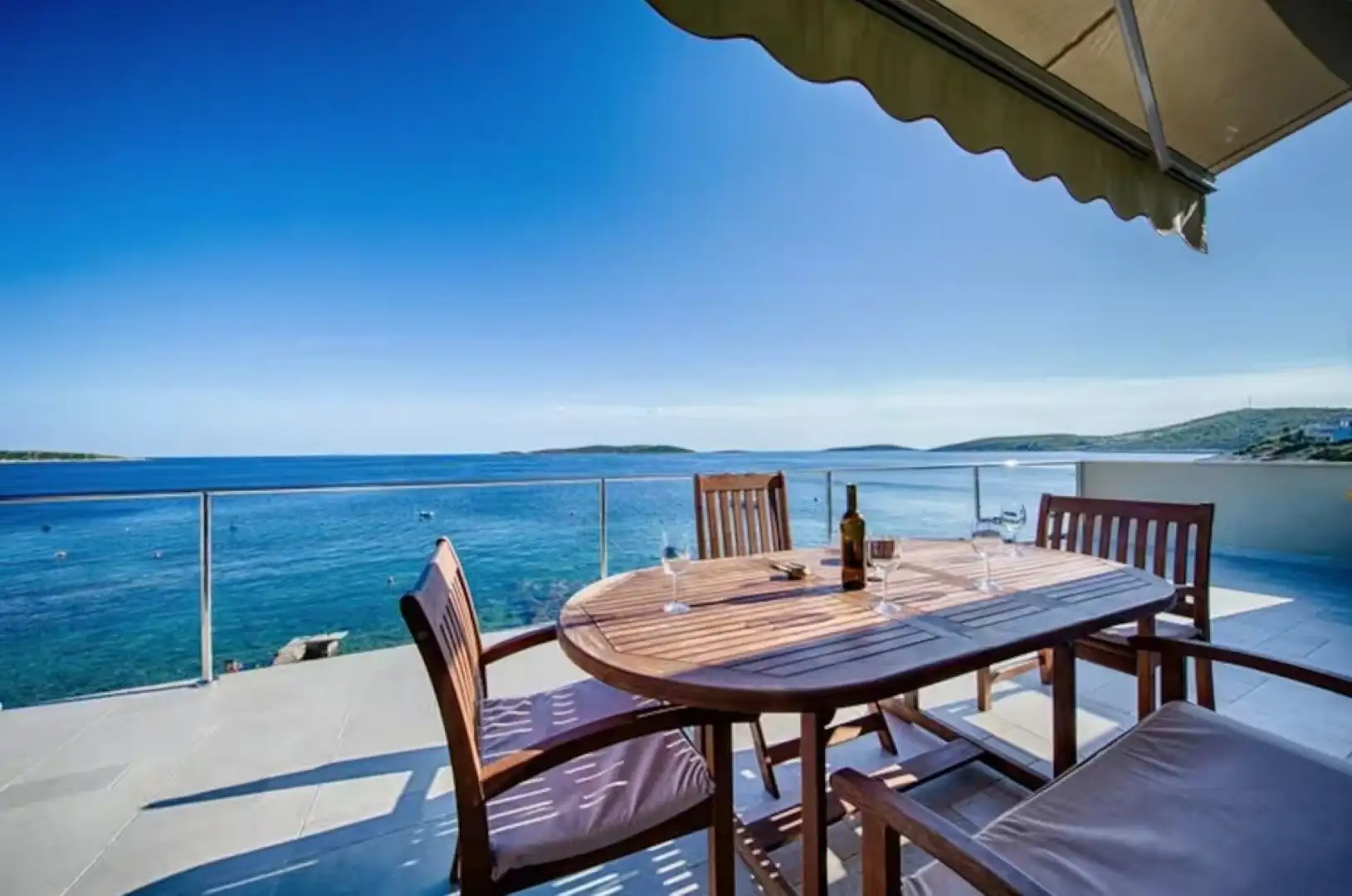 Villa 215m² in Spain, Sant Vicens de Montalt. Priced at 1200000€ rent photo-2