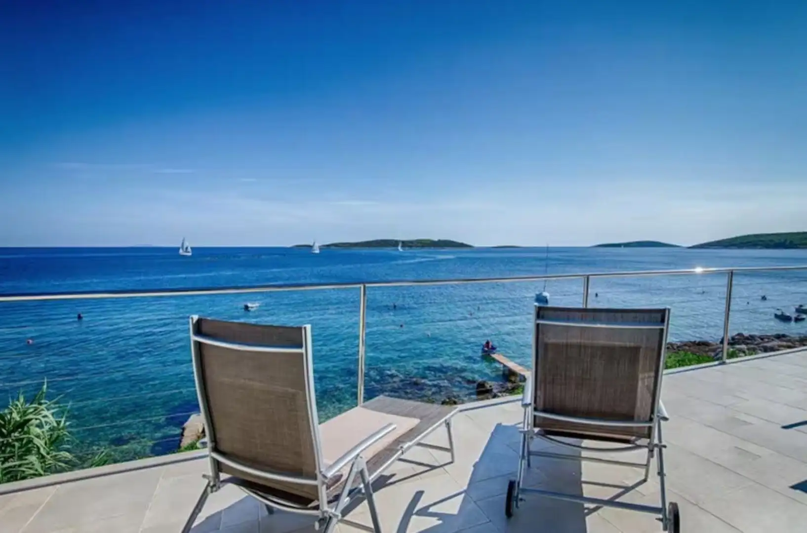 Villa 215m² in Spain, Sant Vicens de Montalt. Priced at 1200000€ rent photo-3