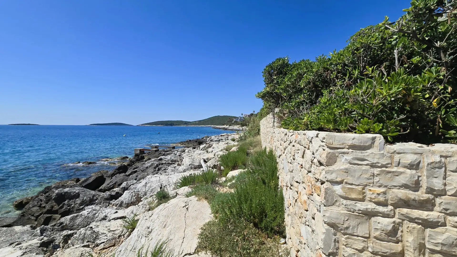 Villa 215m² in Spain, Sant Vicens de Montalt. Priced at 1200000€ rent photo-6