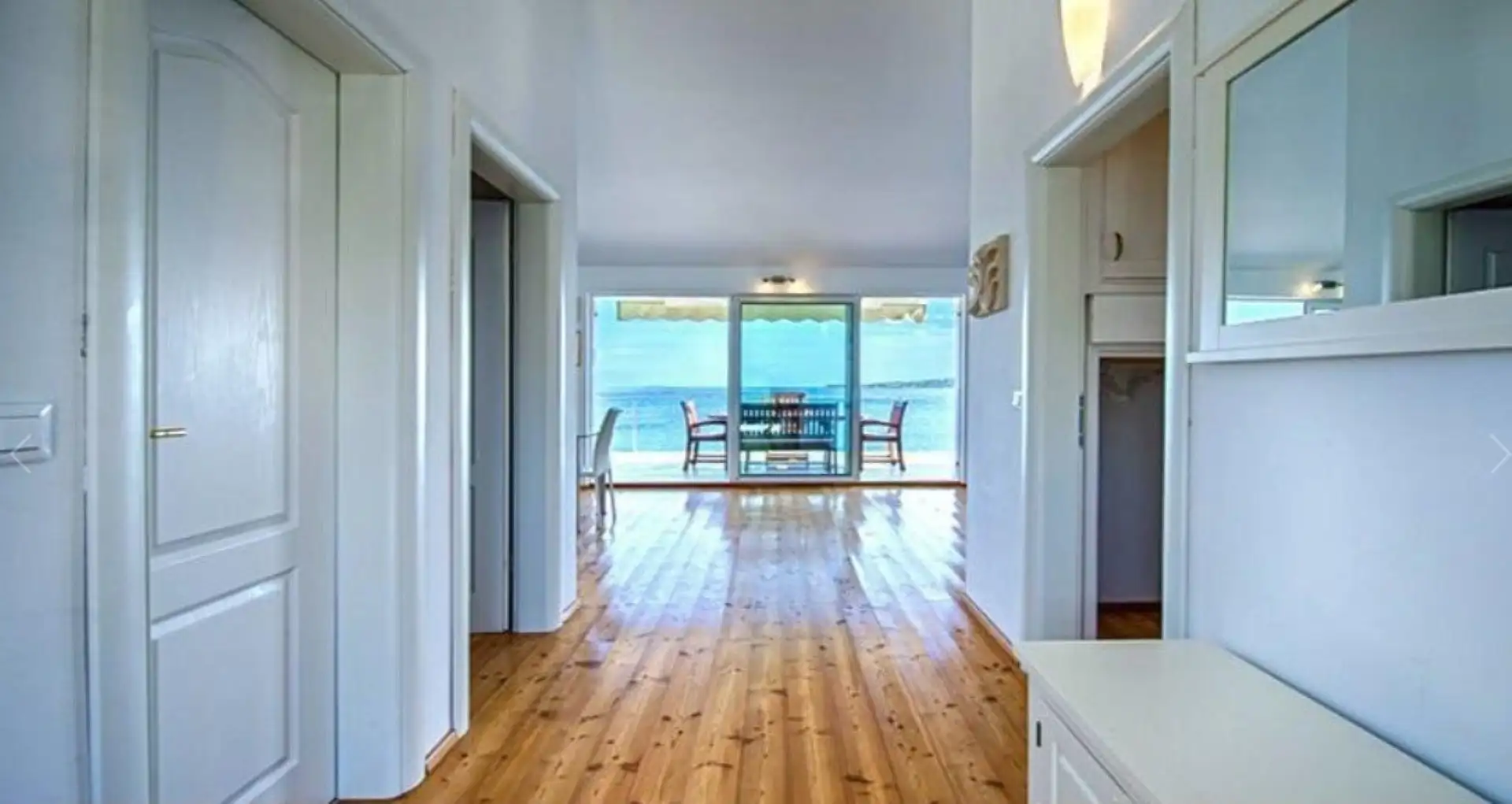 Villa 215m² in Spain, Sant Vicens de Montalt. Priced at 1200000€ rent photo-12