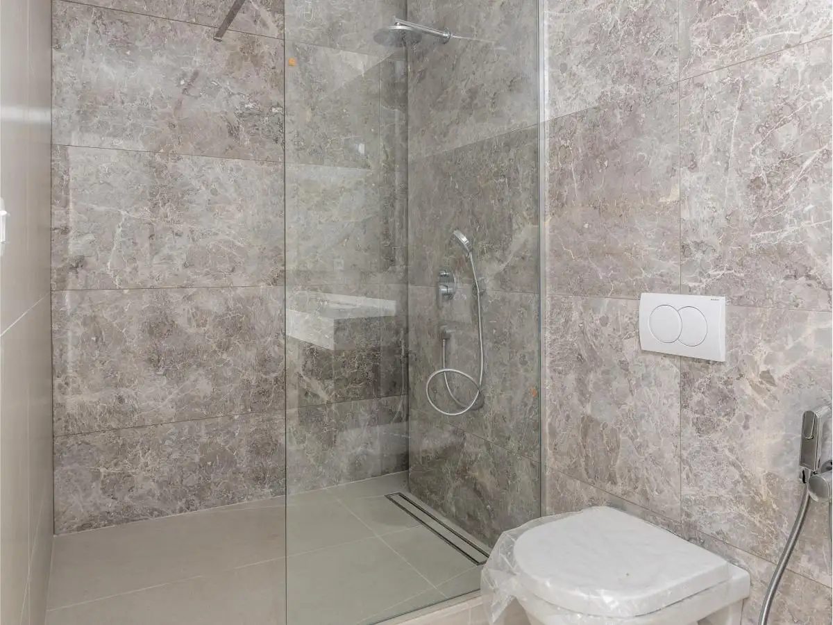 House 328m² in Montenegro, Krasici. Priced at 1800000€ rent photo-6
