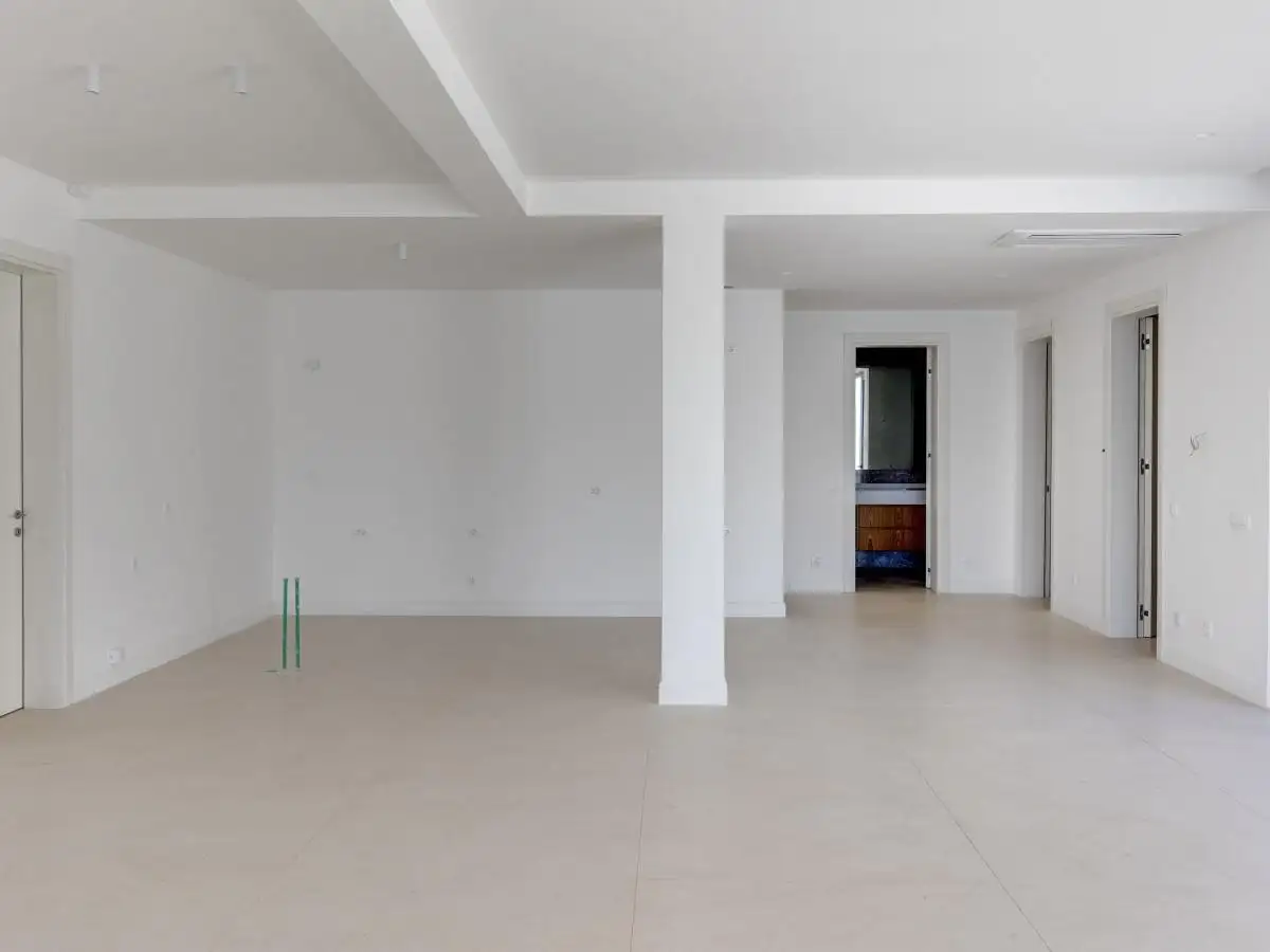 House 328m² in Montenegro, Krasici. Priced at 1800000€ rent photo-21