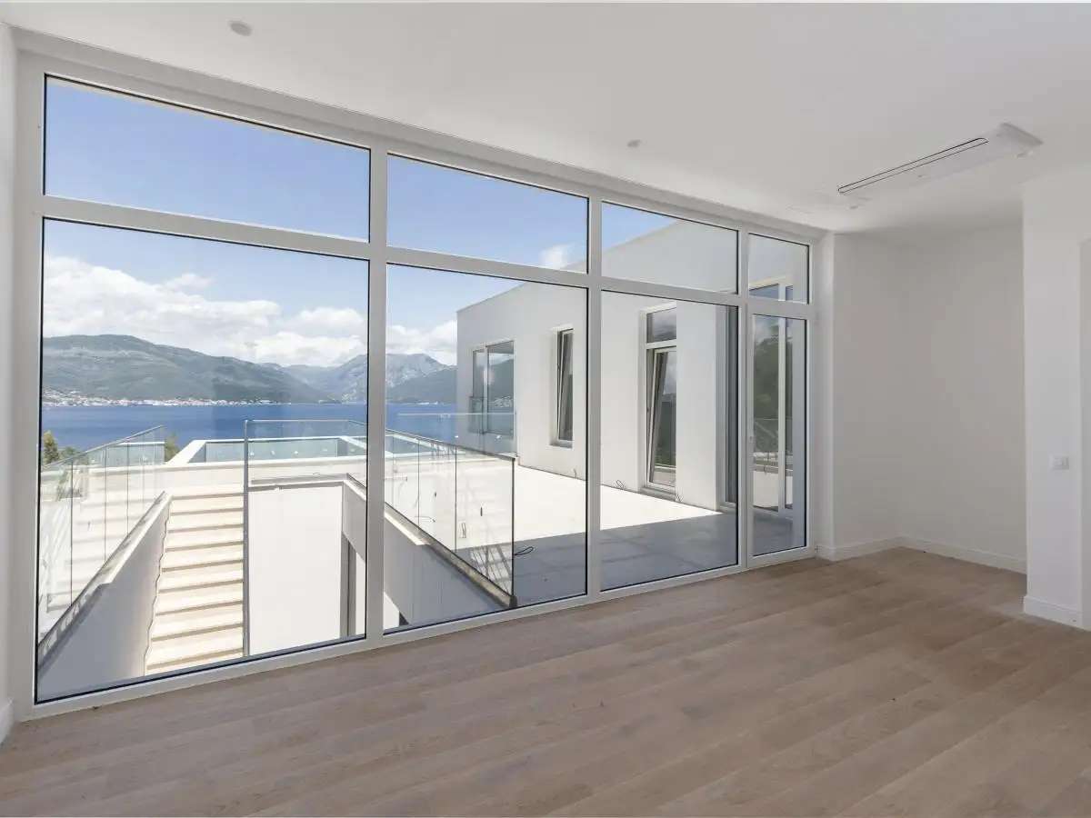 House 328m² in Montenegro, Krasici. Priced at 1800000€ rent photo-32