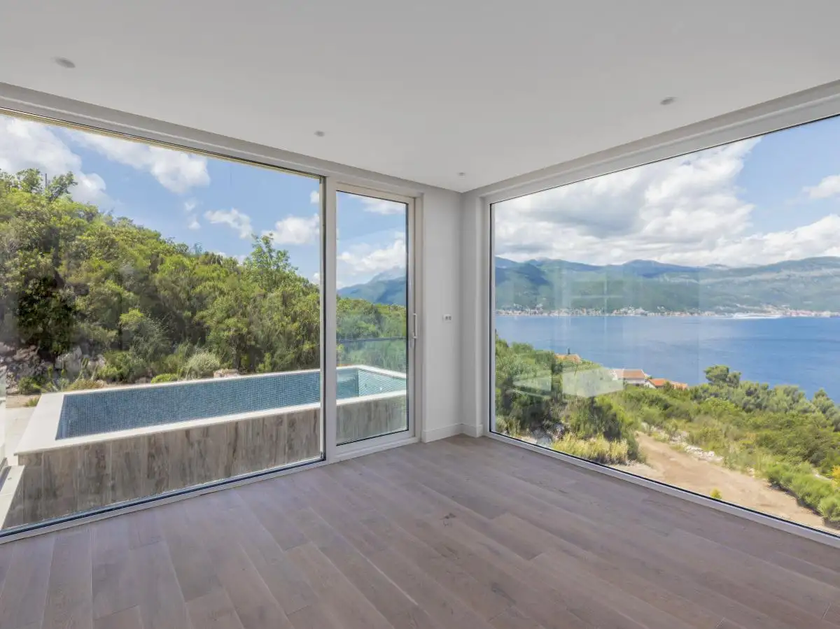 House 328m² in Montenegro, Krasici. Priced at 1800000€ rent photo-42