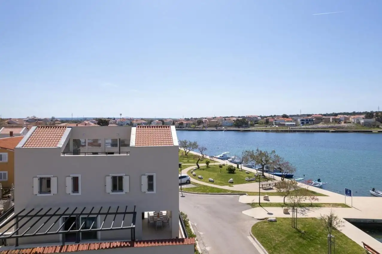 Villa 214m² in Croatia, Zadar. Priced at 1490000€ rent photo-5