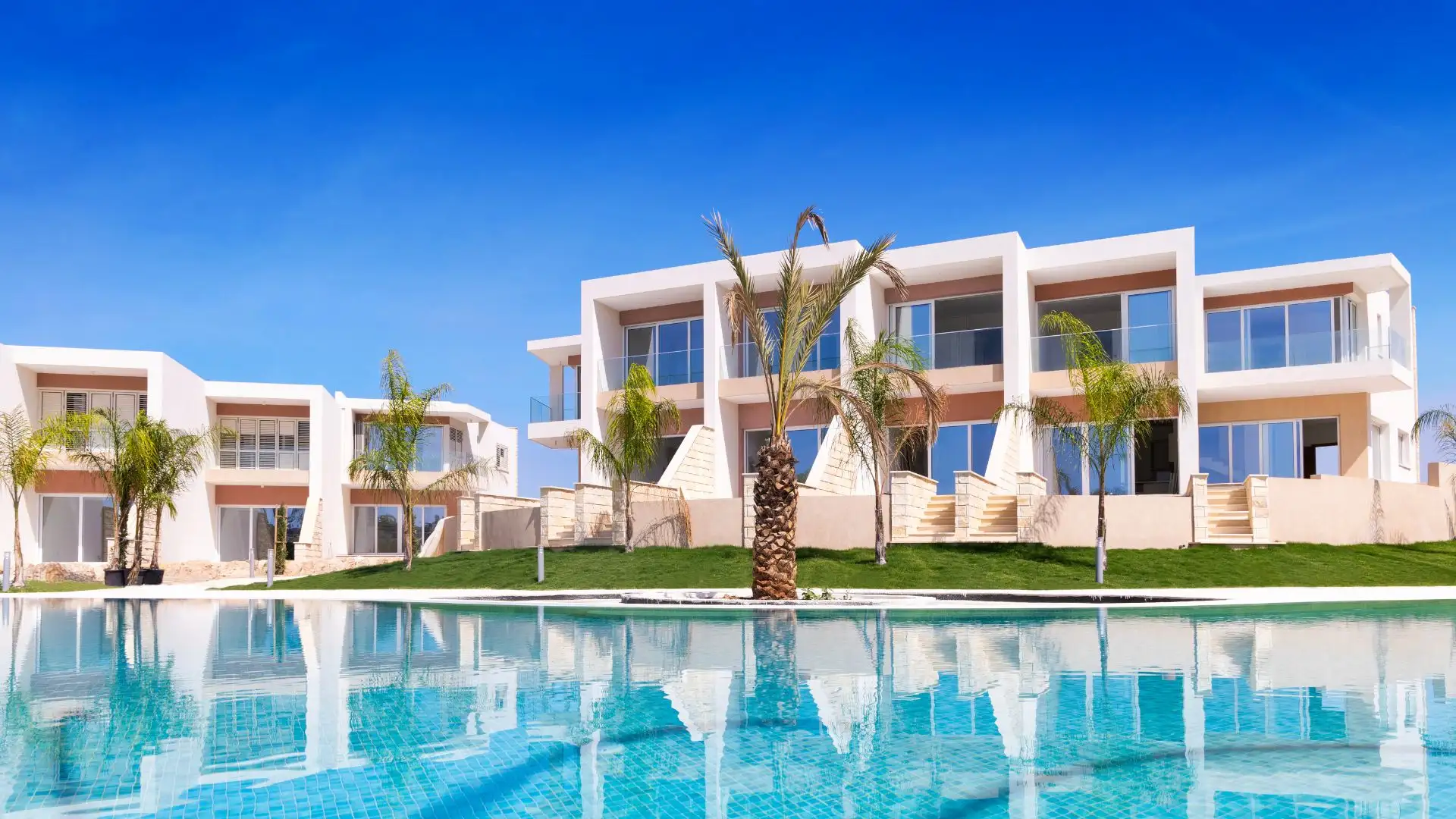 Flat 45m² in Cyprus, Chloraka. Priced at 290000€ rent photo-4