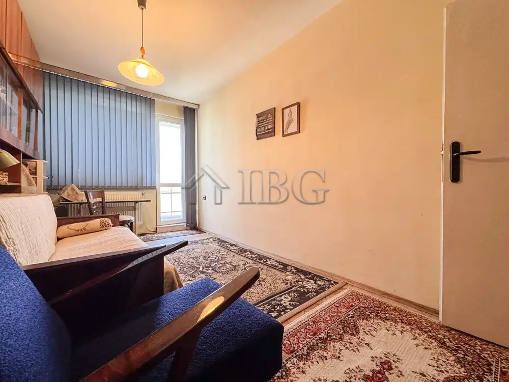 Flat 88m² in Bulgaria, Ruse. Priced at 128000€ rent photo-14