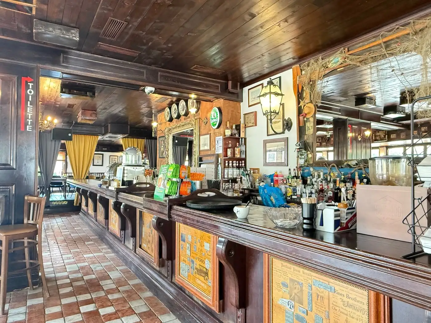 Cafes/Restaurants 273m² in Slovenia, Piran. Priced at 1500000€ rent photo-4