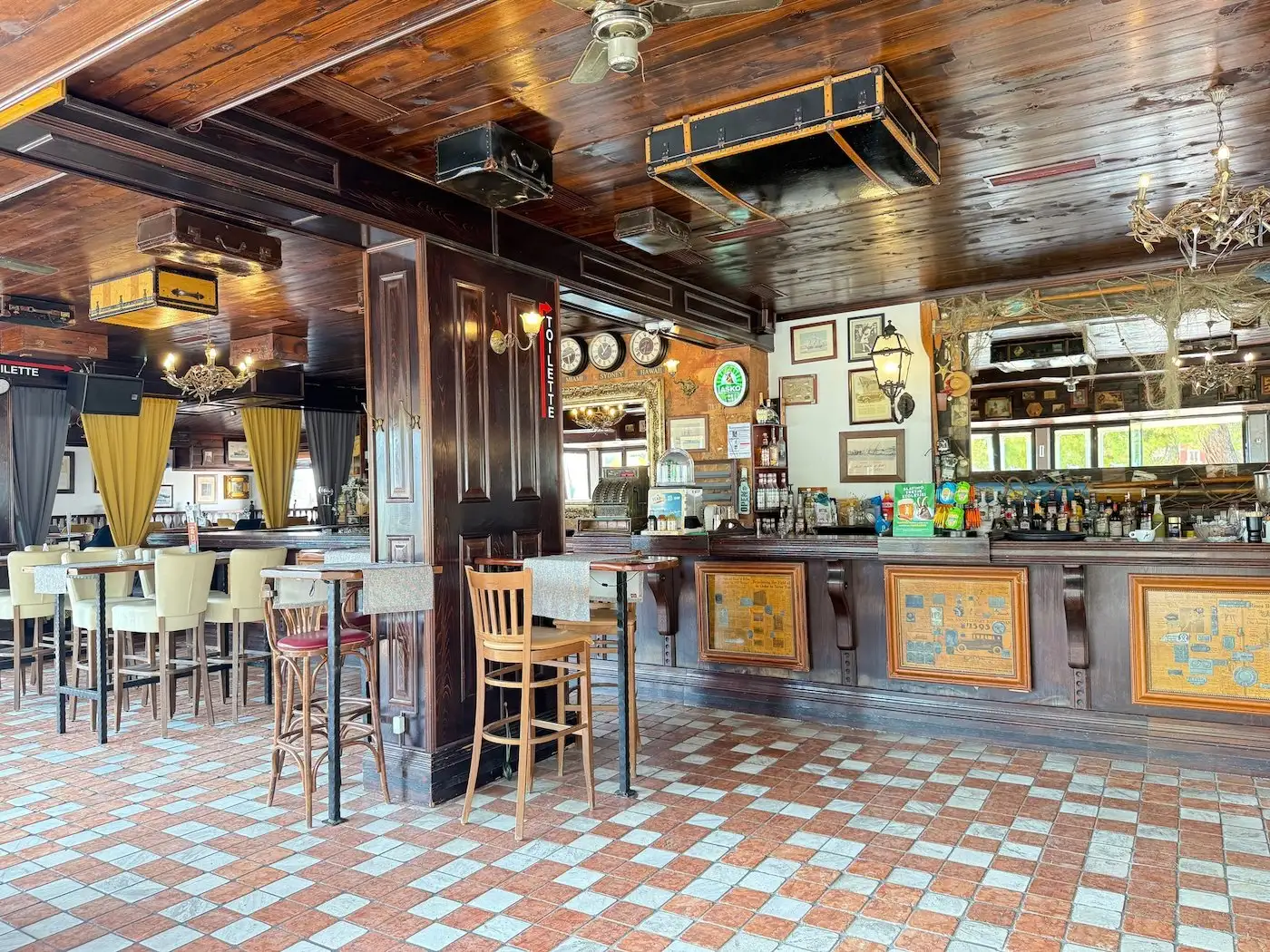Cafes/Restaurants 273m² in Slovenia, Piran. Priced at 1500000€ rent photo-10