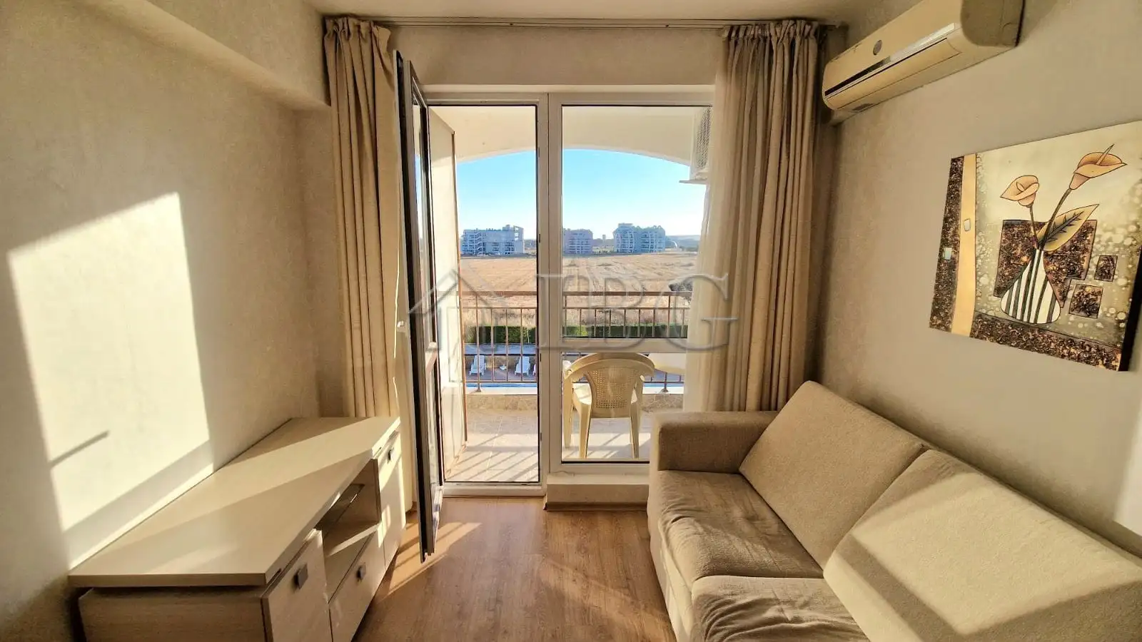 Flat 58m² in Bulgaria, Ravda. Priced at 63500€ rent photo-13