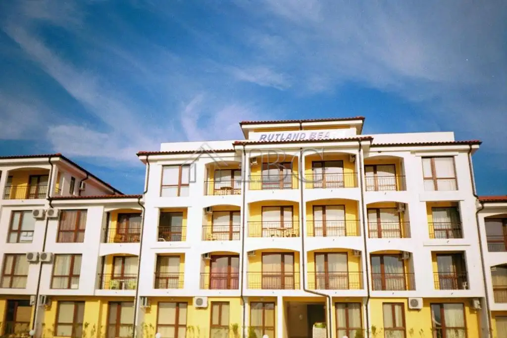 Flat 58m² in Bulgaria, Ravda. Priced at 63500€ rent photo-19