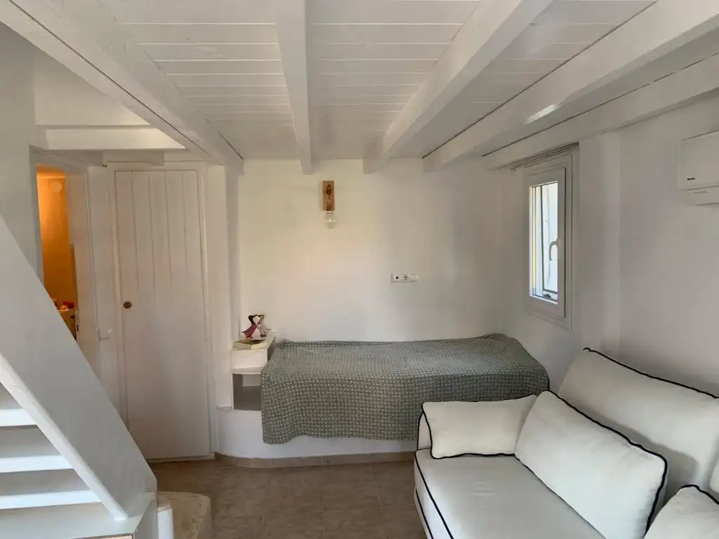 Duplex 60m² in Greece, Paros. Priced at 350000€ rent photo-3
