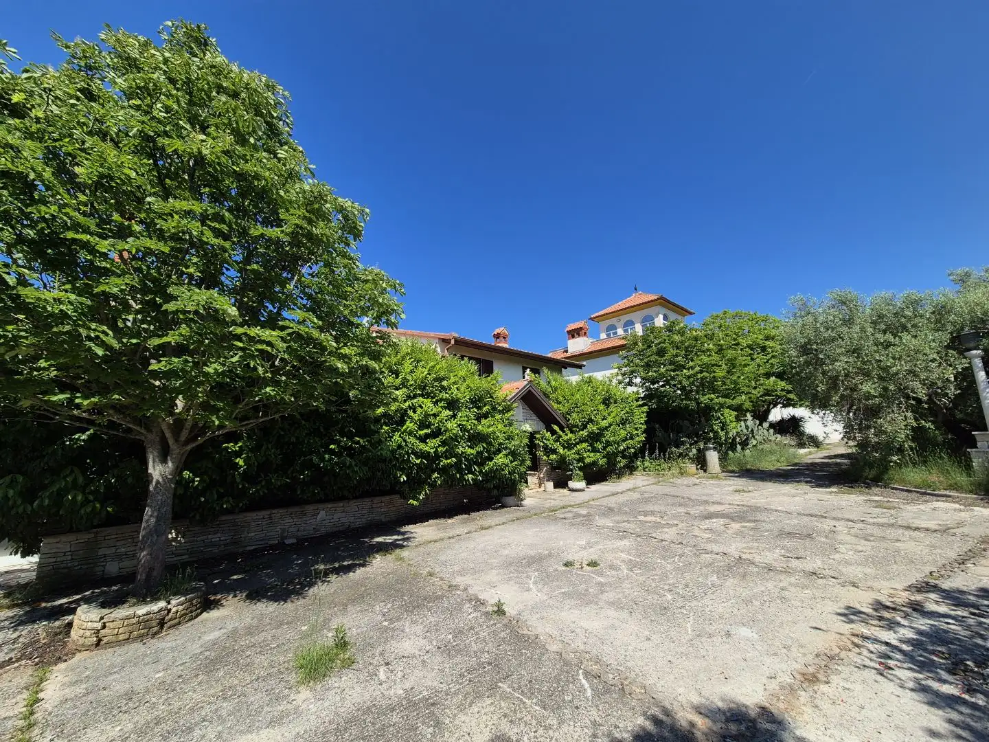 Hotels 320m² in Croatia, Pomer. Priced at 850000€ rent photo-1