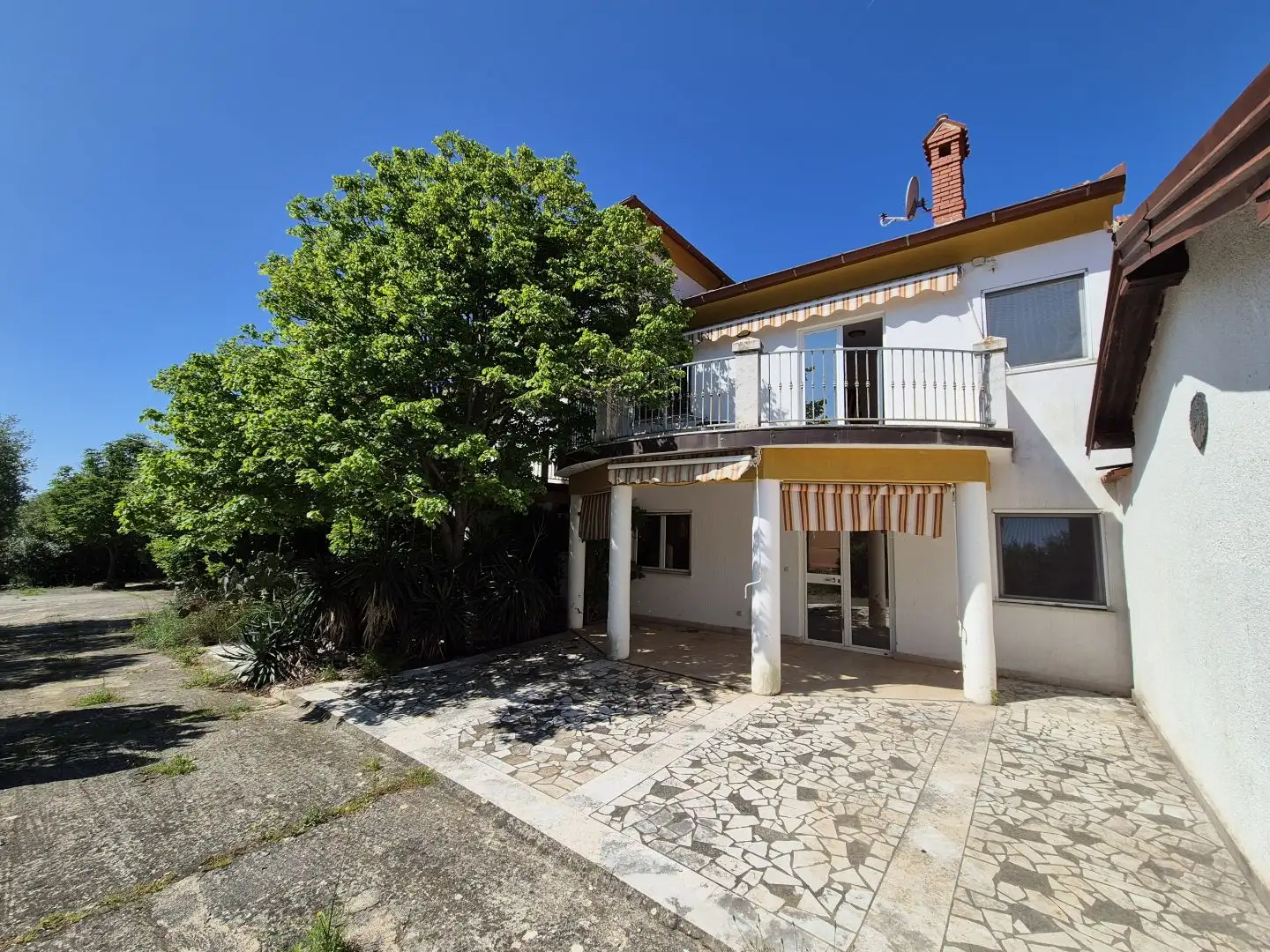 Hotels 320m² in Croatia, Pomer. Priced at 850000€ rent photo-9