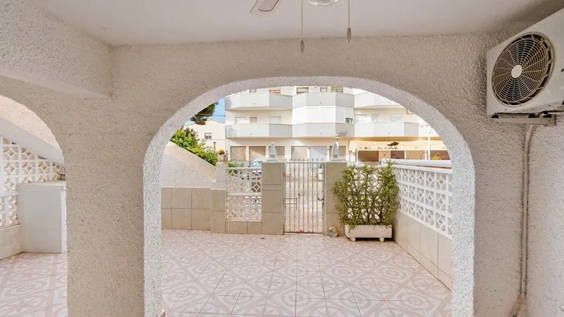 Flat 72m² in Spain, Orihuela. Priced at 102720£ rent photo-4