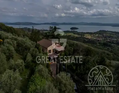 Buy in Italy for 900000€