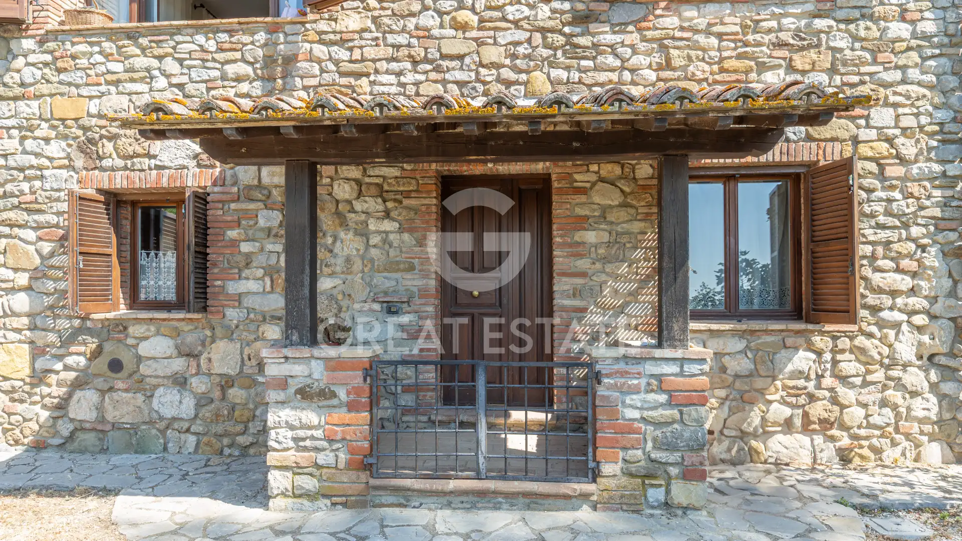 House 932m² in Italy, Terney. Priced at 800000€ rent photo-8