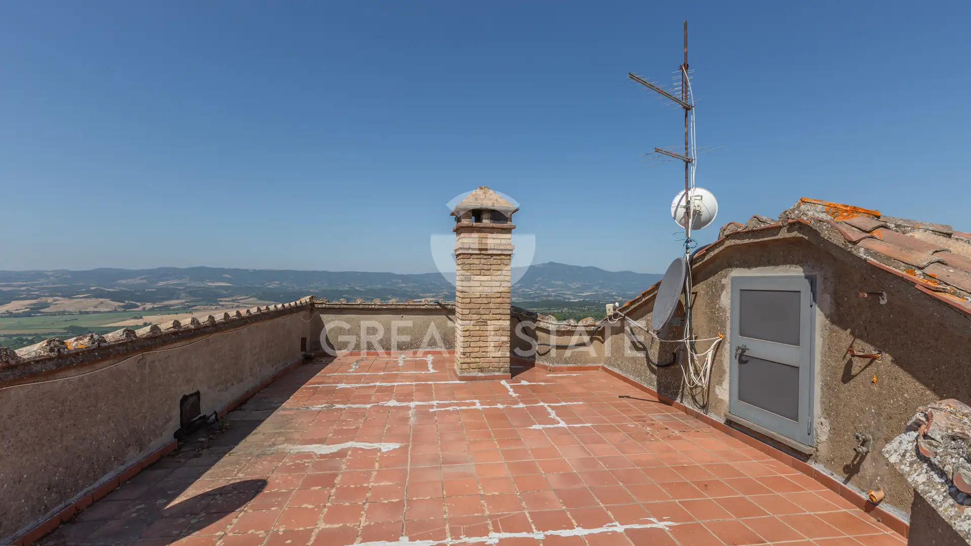 House 932m² in Italy, Terney. Priced at 800000€ rent photo-10