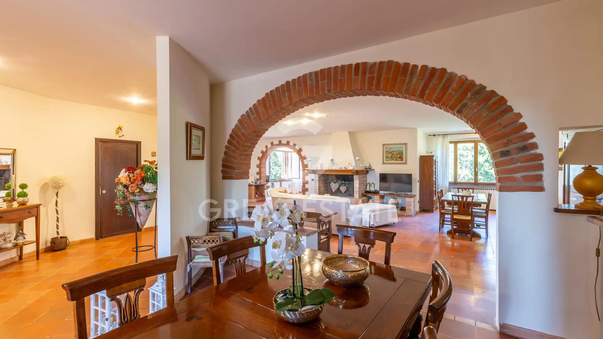 House 932m² in Italy, Terney. Priced at 800000€ rent photo-13