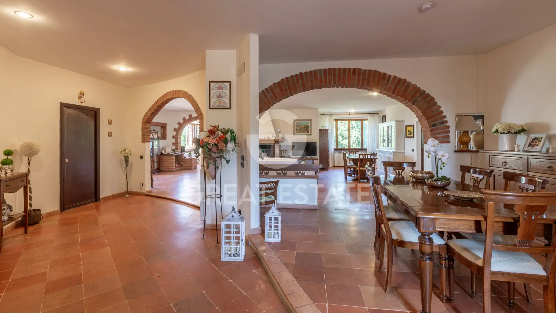 House 932m² in Italy, Terney. Priced at 800000€ rent photo-14