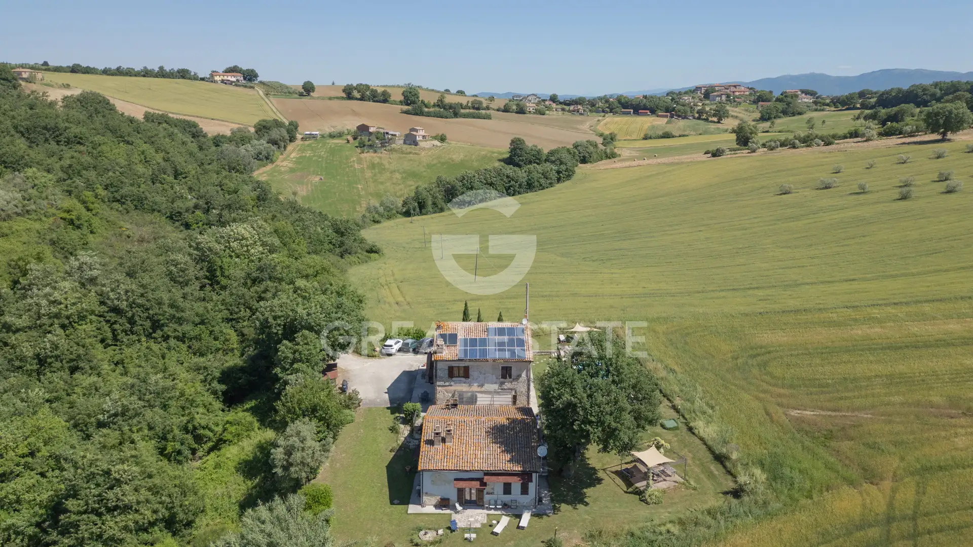House 367m² in Italy, Terney. Priced at 450000€ rent photo-7