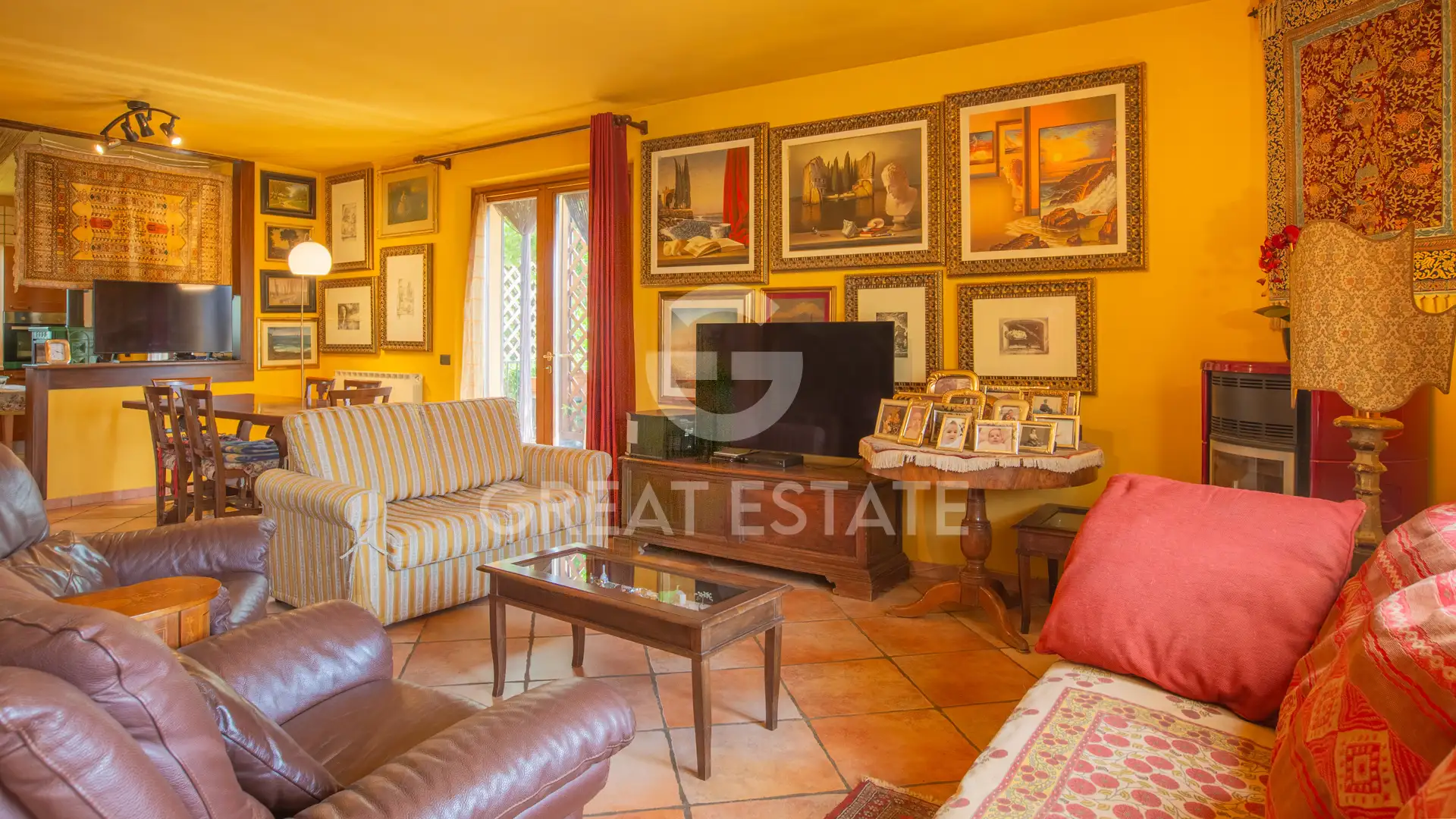 Villa 343m² in Italy, Siena. Priced at 520000€ rent photo-8