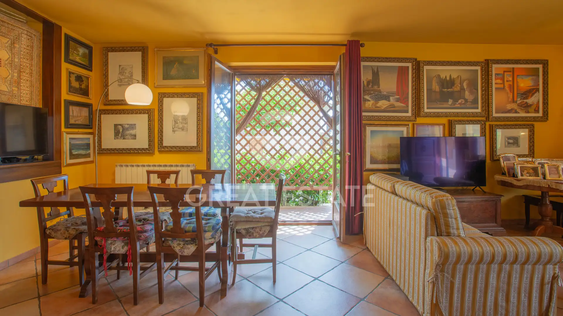 Villa 343m² in Italy, Siena. Priced at 520000€ rent photo-9