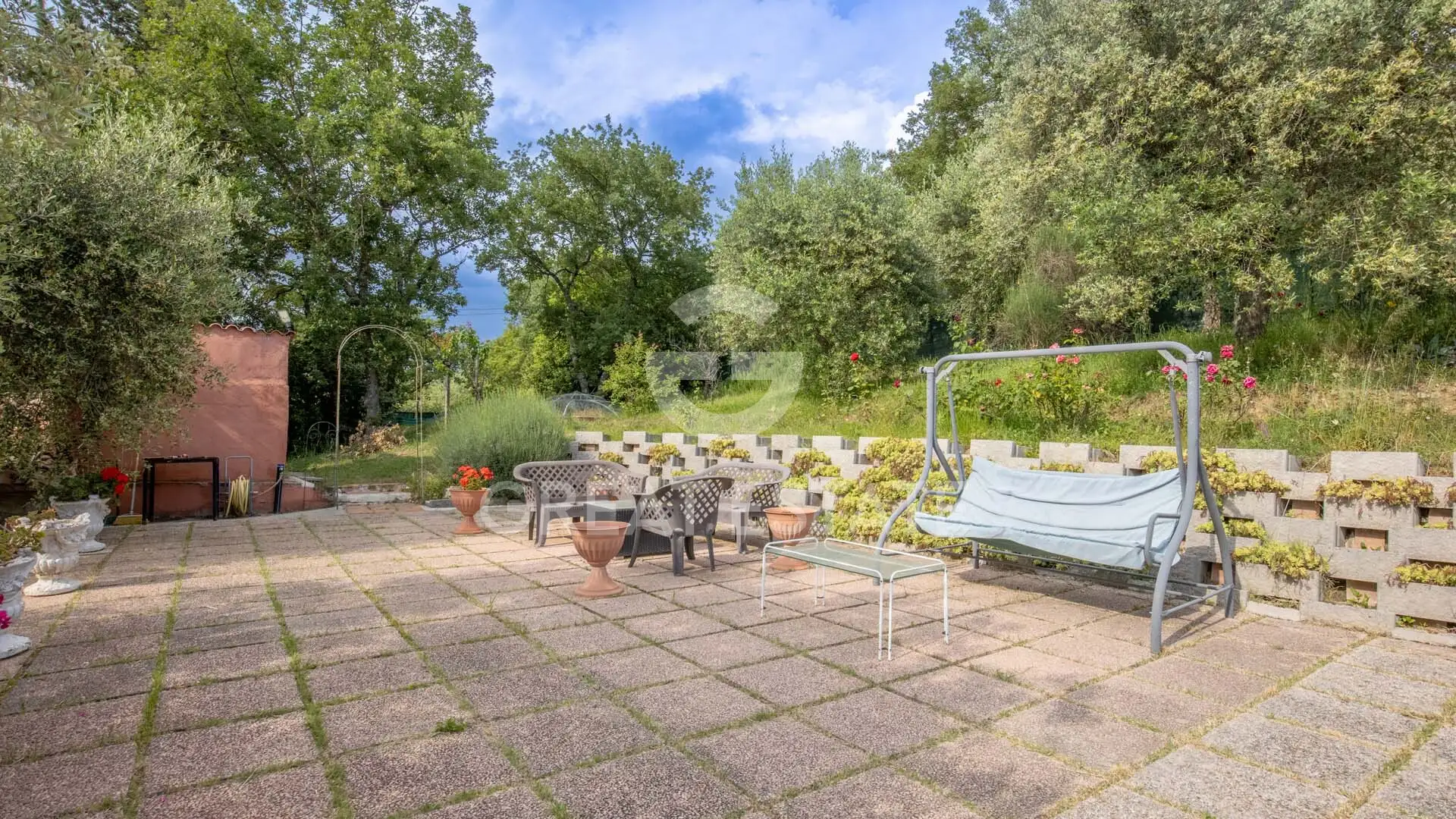 Villa 445m² in Italy, Perugia. Priced at 780000€ rent photo-12