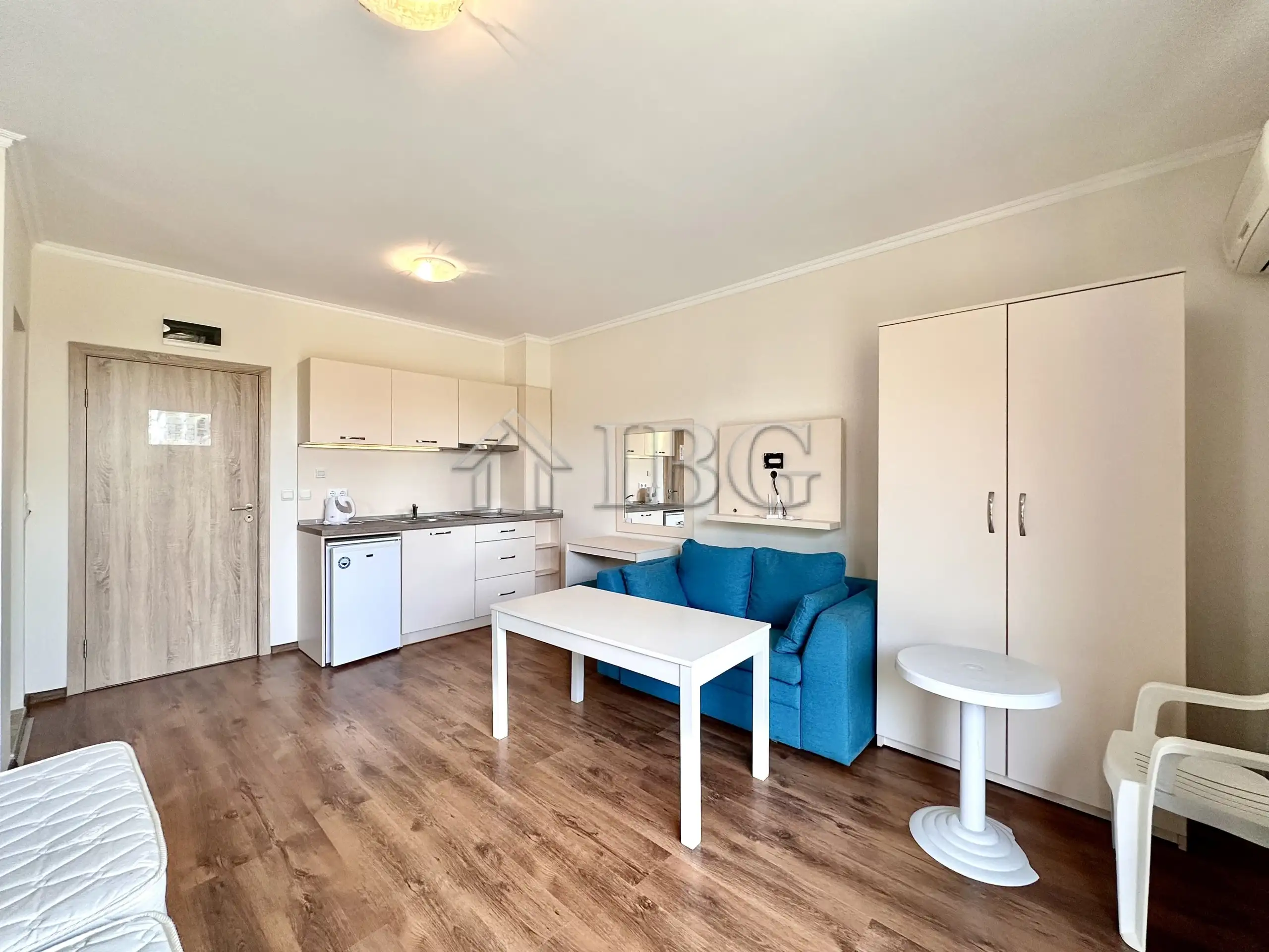 Flat 45m² in Bulgaria, Sveti Vlas. Priced at 54900€ rent photo-9