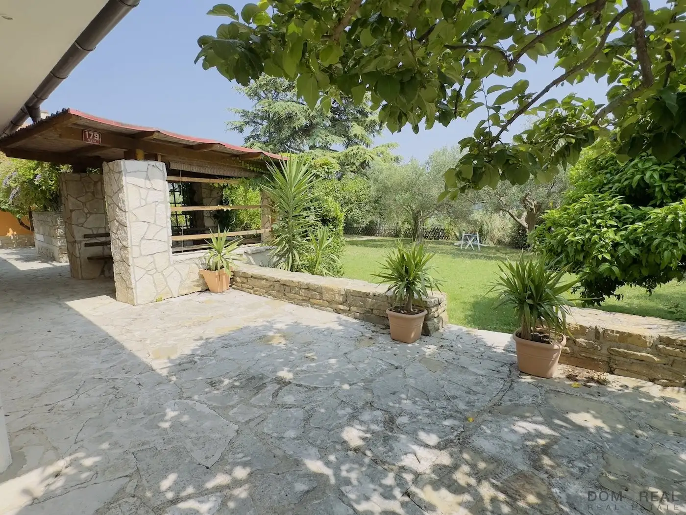 House 150m² in Slovenia, Piran. Priced at 1650000€ rent photo-6