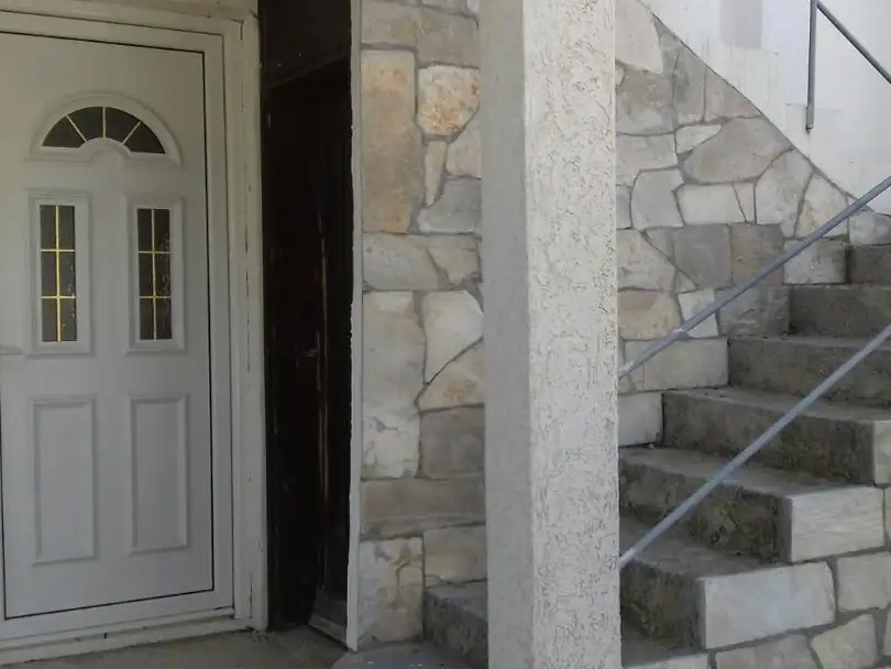 House 314m² in Montenegro, Susanj. Priced at 370000€ rent photo-12
