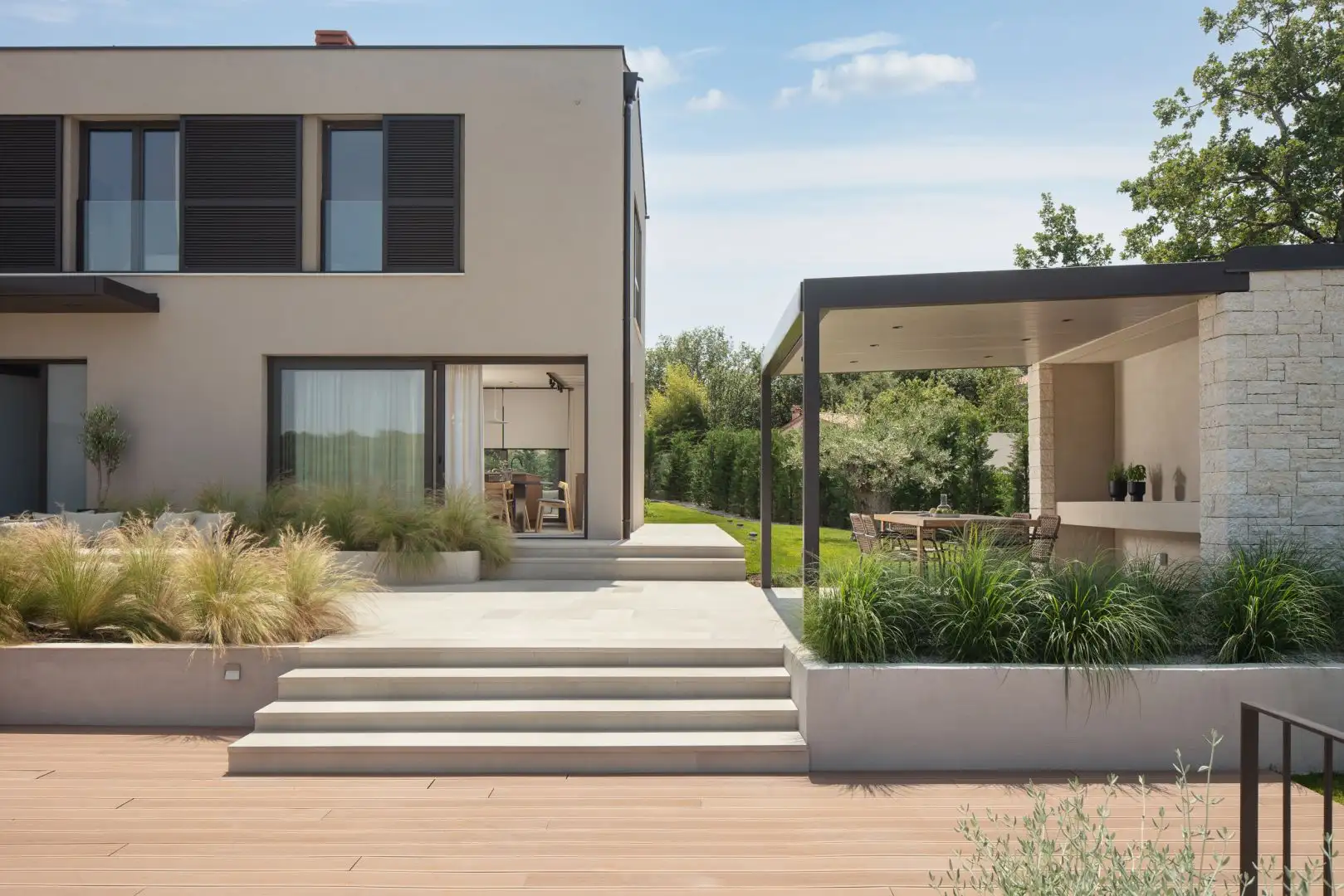 Villa 180m² in Croatia, Vrsar. Priced at 1400000€ rent photo-2